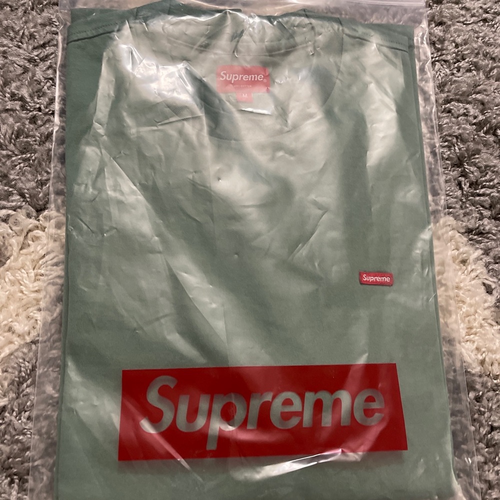 Supreme Small Box Logo Size Medium New Dusty Teal